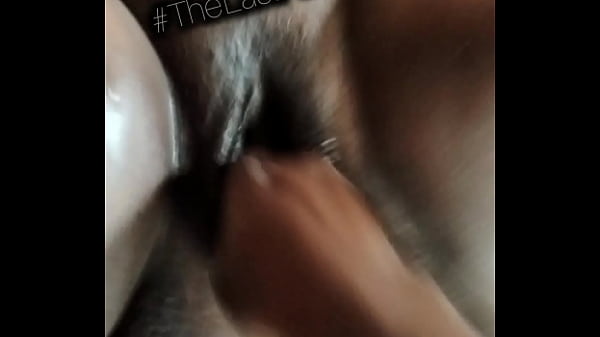 Finger Fucking Wet Pussy Till She Squirts