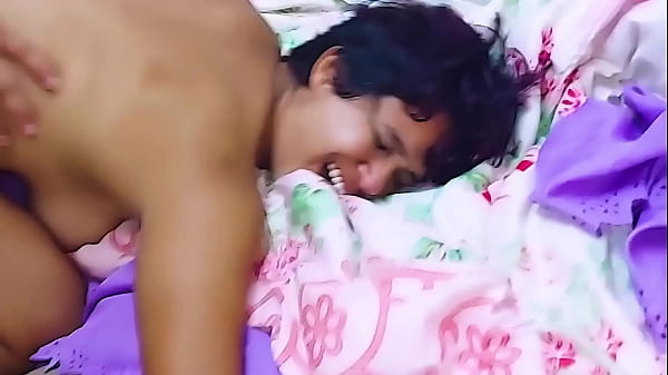 Ksal RaposaSexy: O ataque dos gordinhos: Meu cu em perigo o pau deles em acção….Meu esposo e nosso conhecido brincaram de quem comia mais meu cu, me deixaram toda frouxa